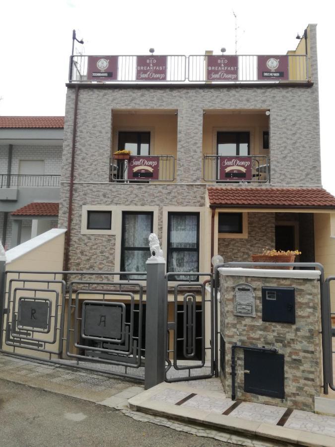 Santoronzo Bed and Breakfast Turi Esterno foto