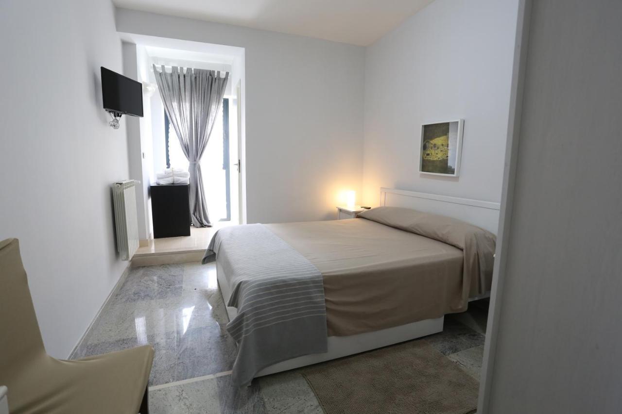 Santoronzo Bed and Breakfast Turi Esterno foto