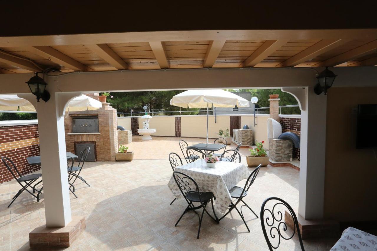 Santoronzo Bed and Breakfast Turi Esterno foto